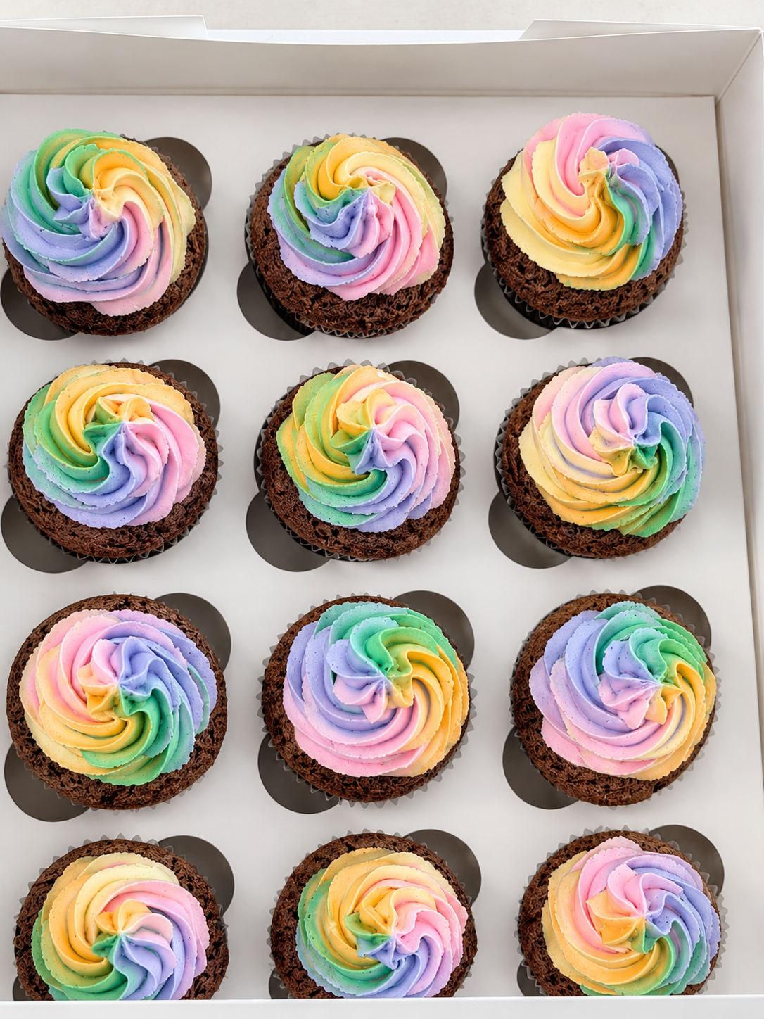 Rainbow cupcakes
